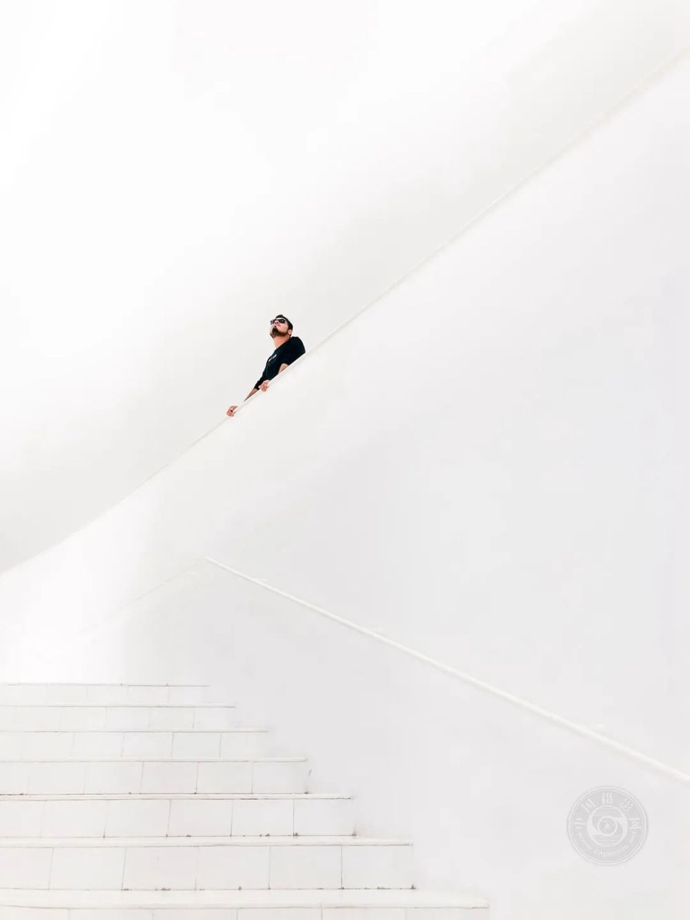 负空间构图,留白的艺术_腾讯新闻