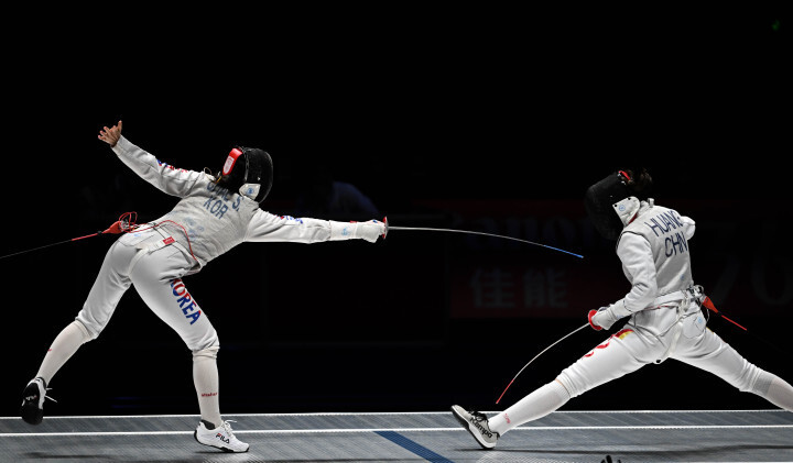 中国女子花剑团体时隔29年再次登顶亚运(组图)_腾讯新闻