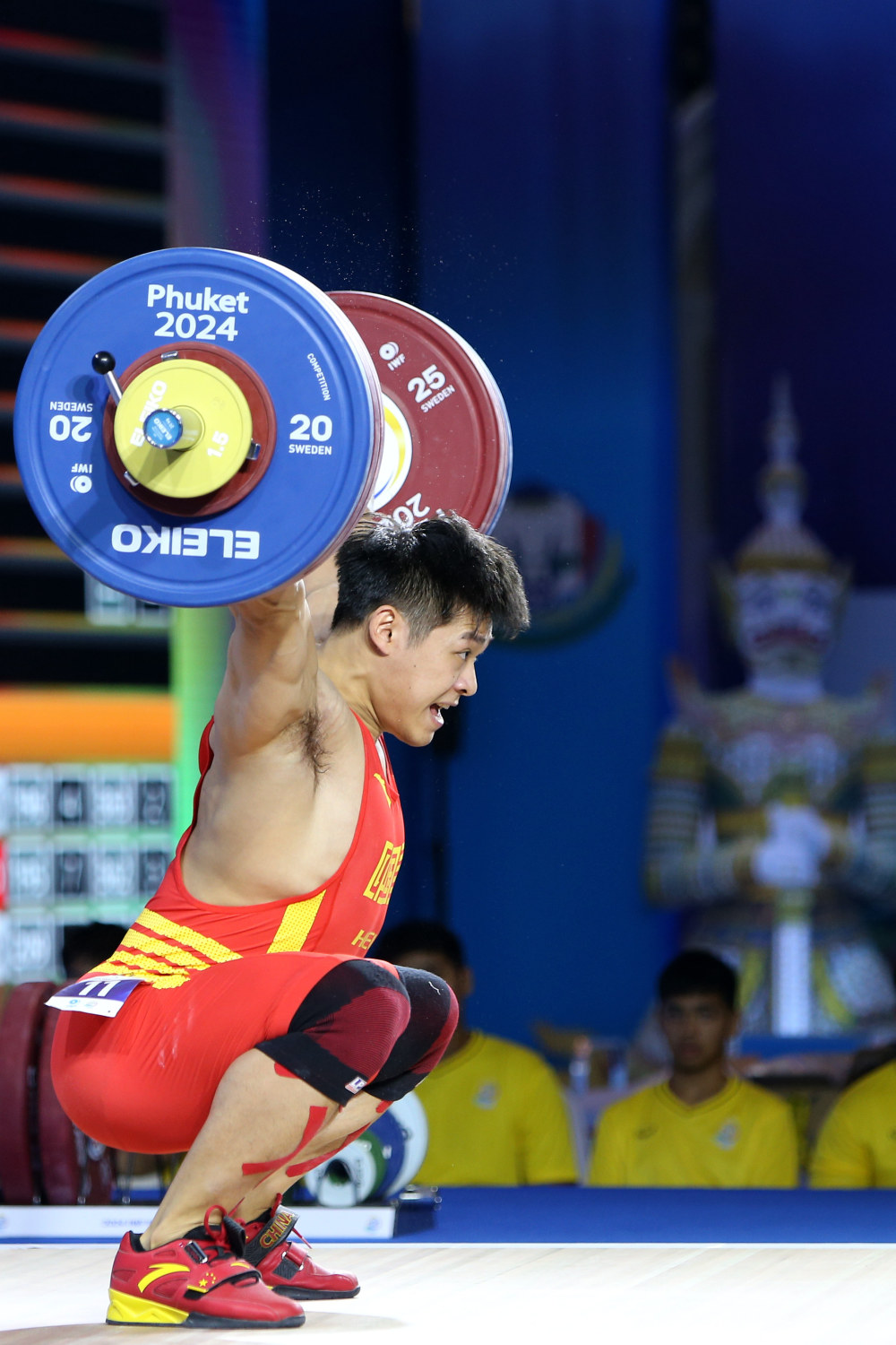 举重——世界杯:李大银获男子89公斤级抓举和总成绩季军_腾讯新闻