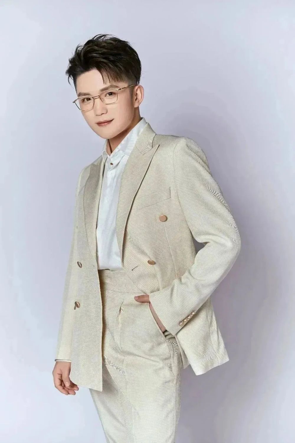 关心阿束梁爽程鸣陈颖江苏广播主持人的精彩演出你将会现场看到你将会