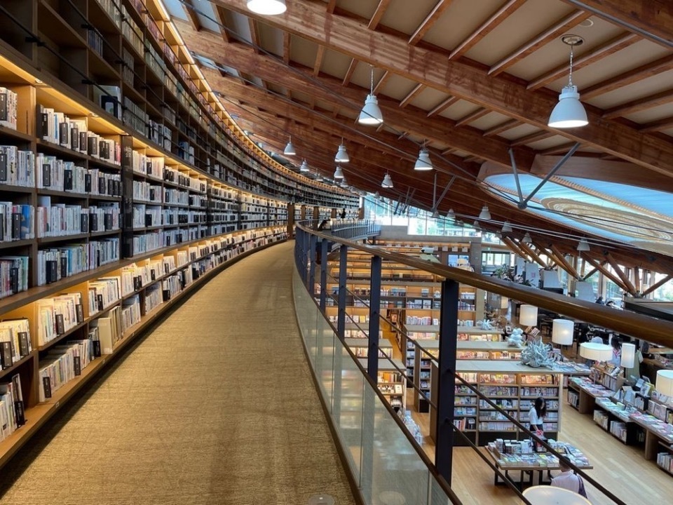 时事评论看日本如何盘活实体书店