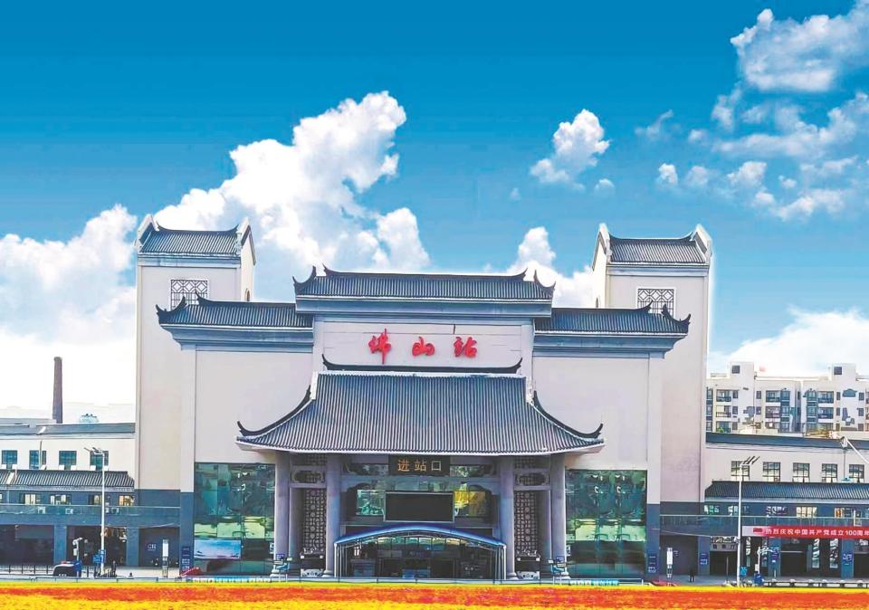 11日8时起佛山火车站将暂停客运