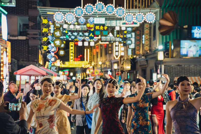连云港海州区：夜经济点亮城市“新”活力_腾讯新闻