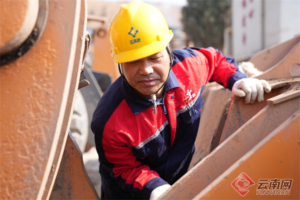 红色档案61云南省全国劳模口述历史|李文洪:从技术状元到创新名匠