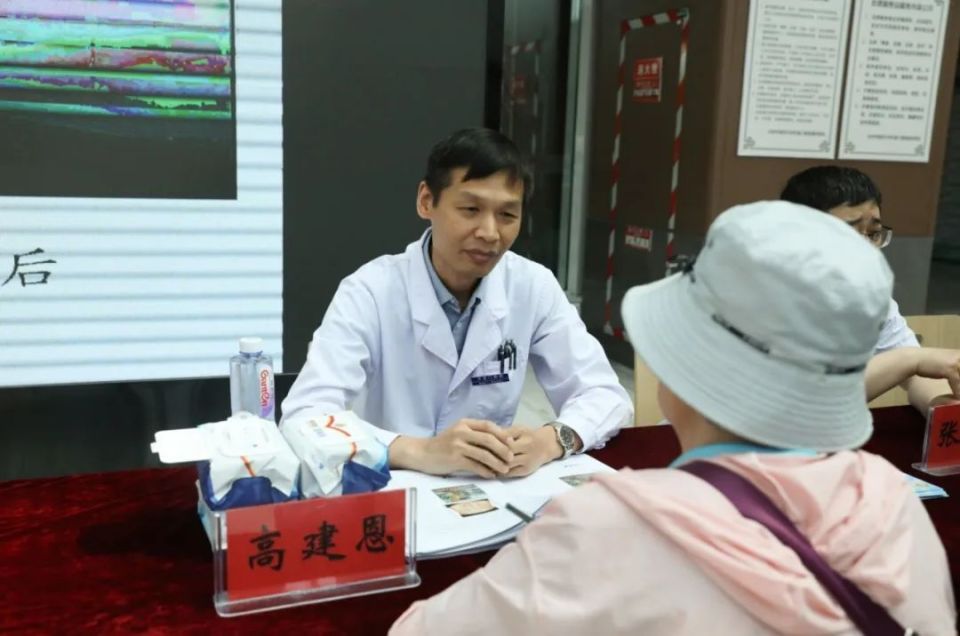 關于東直門中醫院熱門科室掛號(今天/掛號資訊)的信息