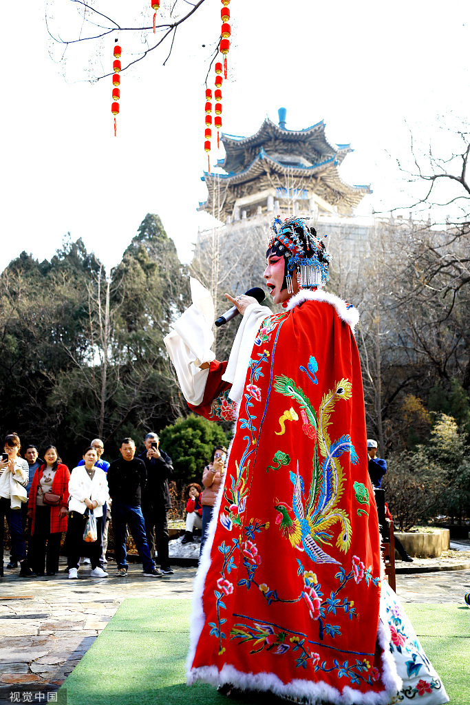 现存聊斋俚曲手抄本15种,遗存较原始曲牌五十余支,1962年搜集十余首