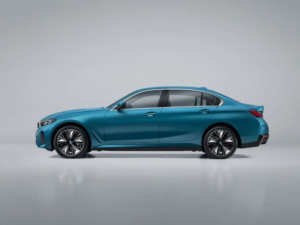 19万落地纯电3系,28万开上普通人天花板!