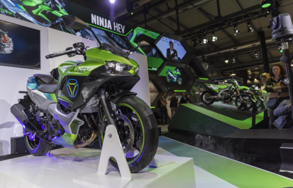 川崎ninja 7 hybrid混动"忍者"正式发布_腾讯新闻