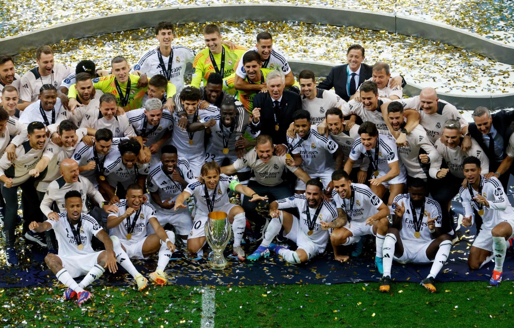 足球——欧洲超级杯:皇家马德里夺冠