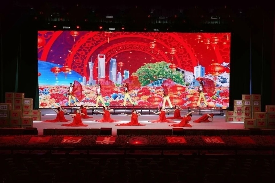 吉林省孤儿学校孩子们开心过六一