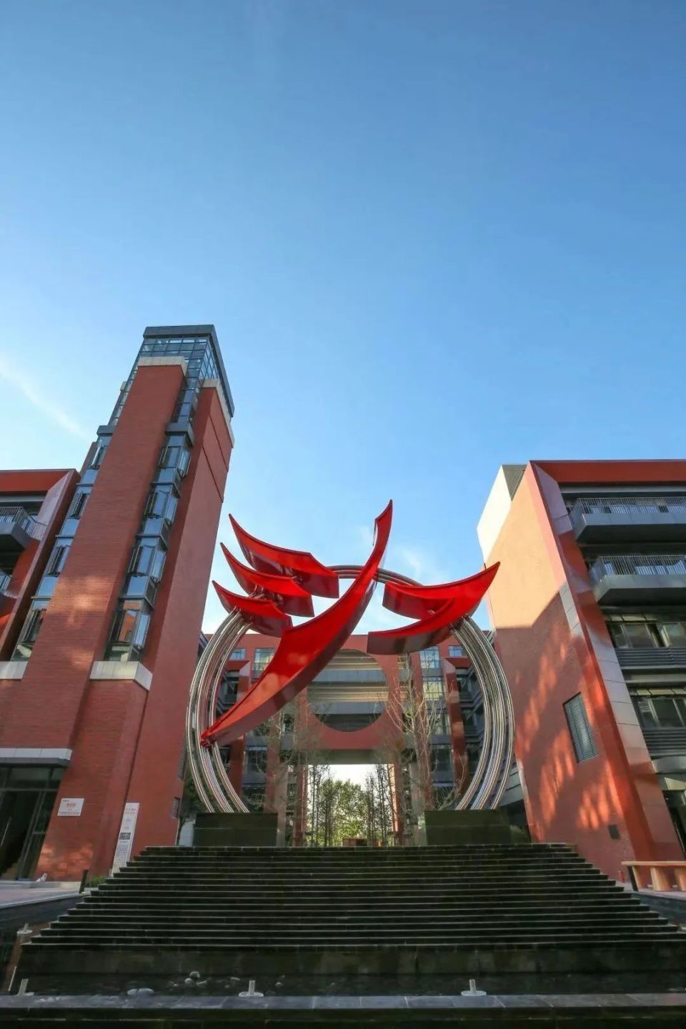 武钢三中的光荣与梦想