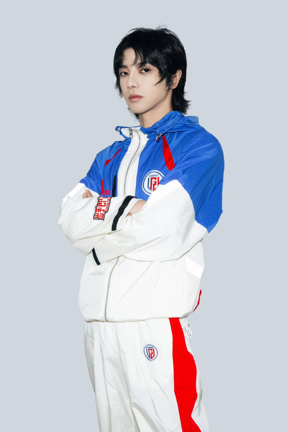 歌坛大咖体验电竞人生:从代言人到青训职业选手,华晨宇加入lgd有内幕