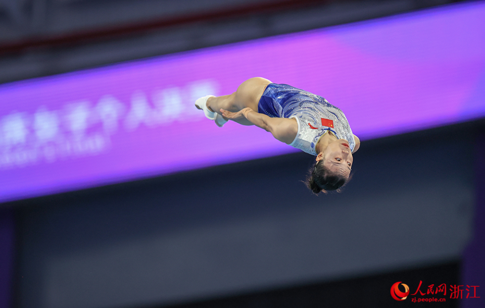 朱雪莹摘得杭州亚运会蹦床女子个人项目金牌_腾讯新闻
