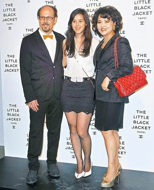 曾经的完美贵妇melody官宣离婚,为何人人拍掌?