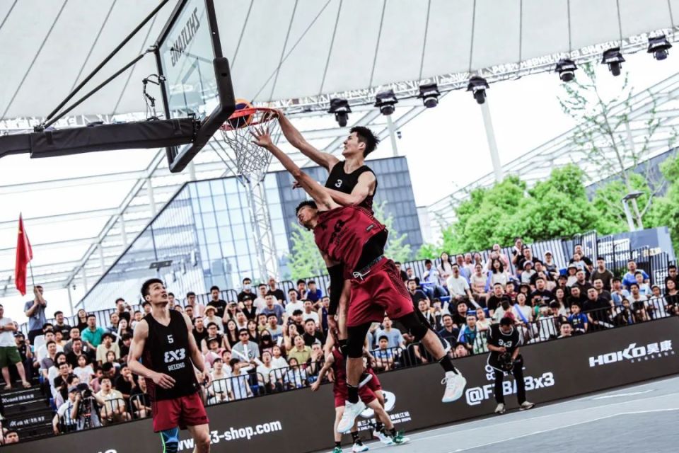 本站比赛,无锡队派出了陈江河,黄浩然,刘宇轩搭档外援安德鲁-凯利的