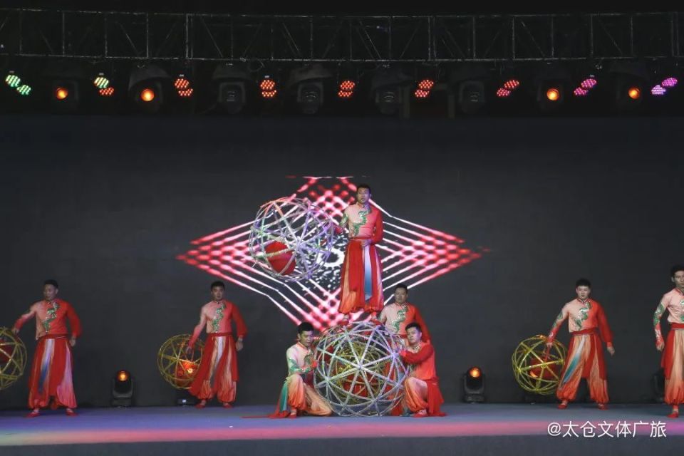 非遗文化 | 致敬每一位非遗传承人，近距离感受滚灯的魅力！_腾讯新闻
