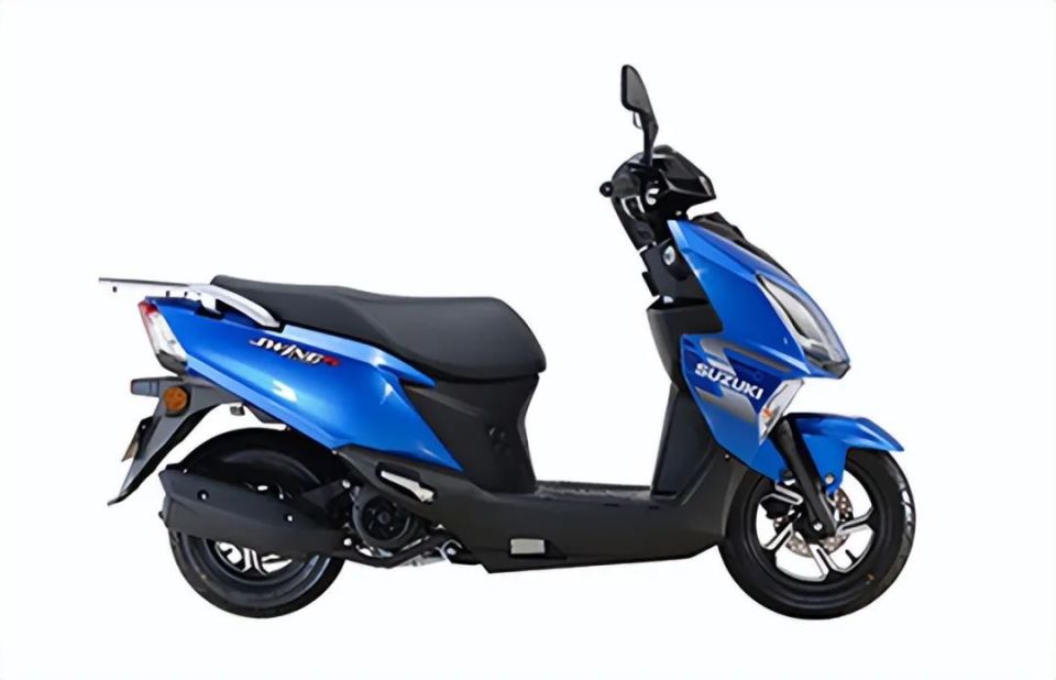 7999元,qjmotor鸿125标准版上市,剑指铃木uy