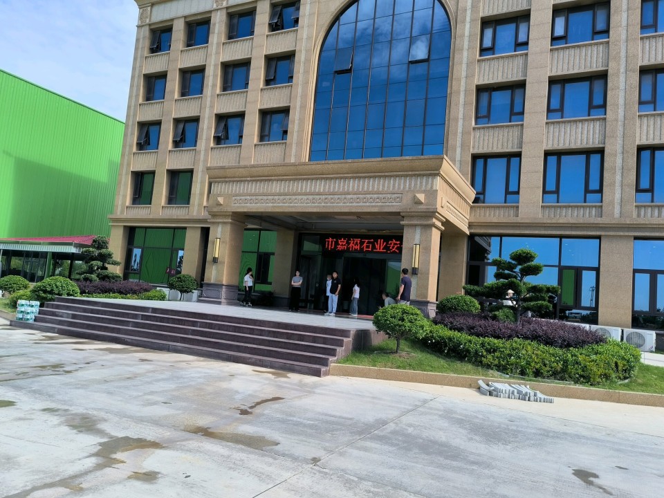 此次演练由麻城市生态环境保护综合执法大队主导,联合麻城(中部)石材