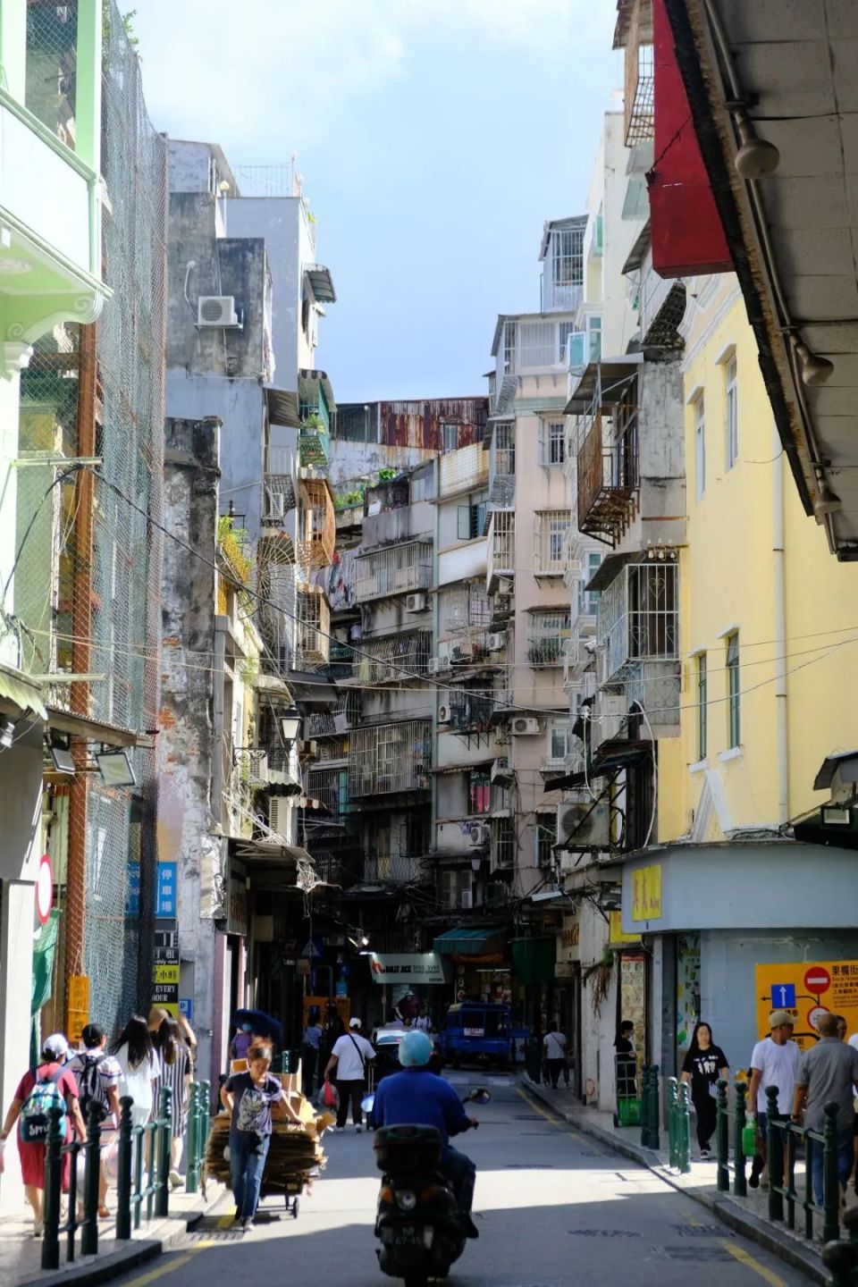 澳门|比起凼仔的纸醉金迷,我更爱半岛的人间烟火-腾讯新闻