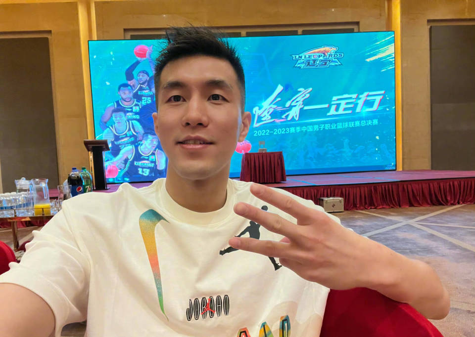 央5播北控vs辽宁,郭艾伦打替补?3条线对比,乌戈冲10连胜_腾讯新闻