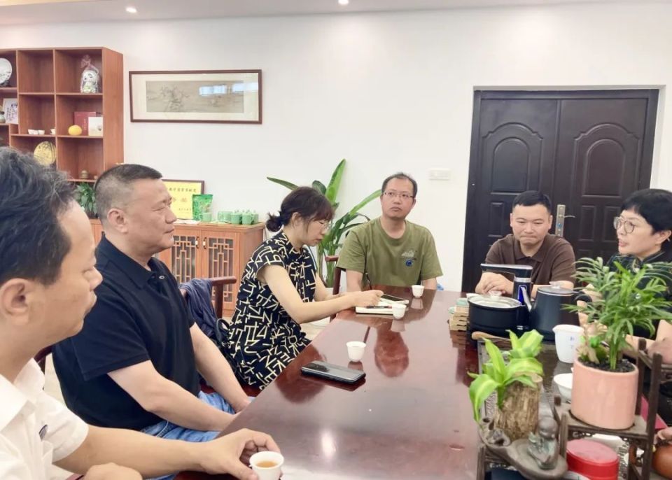 胡刚调研育才高级中学和遂昌中学