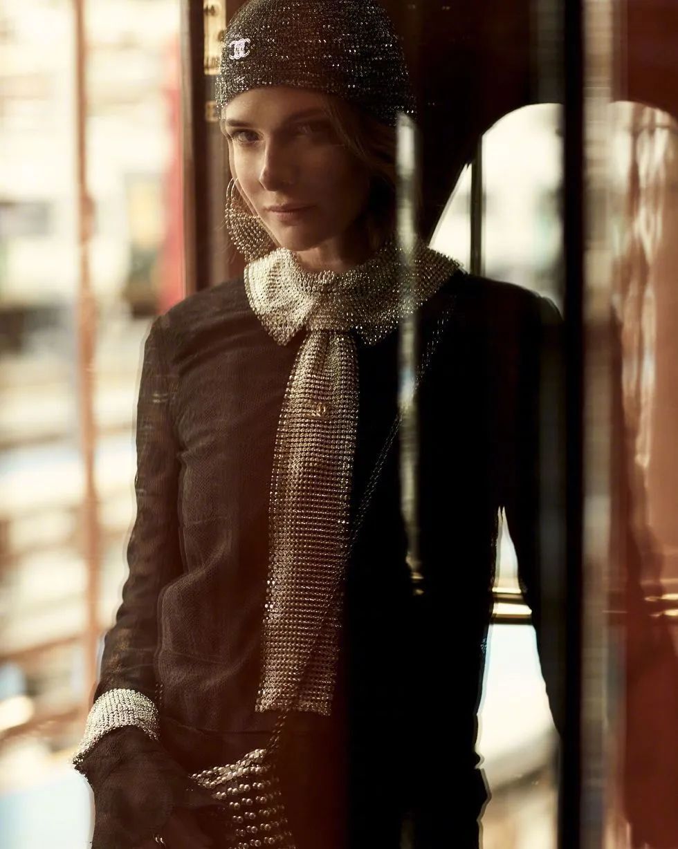 丽贝卡·弗格森回归《碟中谍7》,全新杂志大片展现高贵优雅气质_腾讯