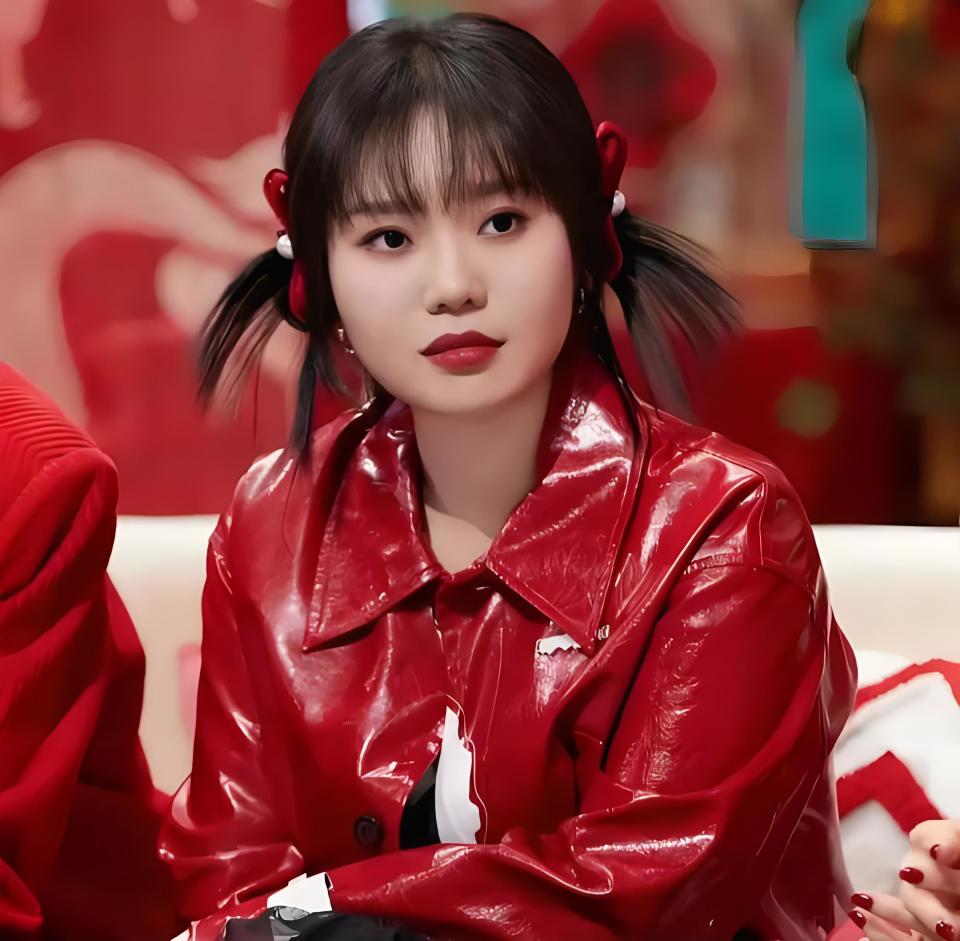 李雪琴提携王建国上春晚,推荐许君聪录综艺,与内娱五大喜剧团体关系