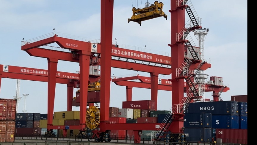 人工智能为港口生产筑起安全防线_腾讯新闻