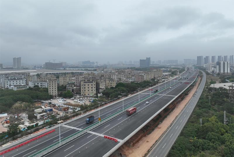 新进展 1!深汕西高速改扩建项目坪山高架桥建成通车!_腾讯新闻