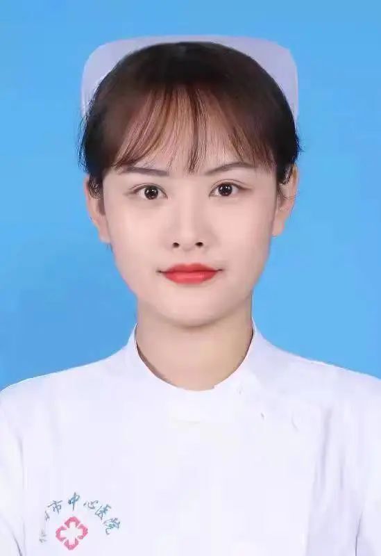 心痛她走了年仅26岁人生中最后一次救死扶伤