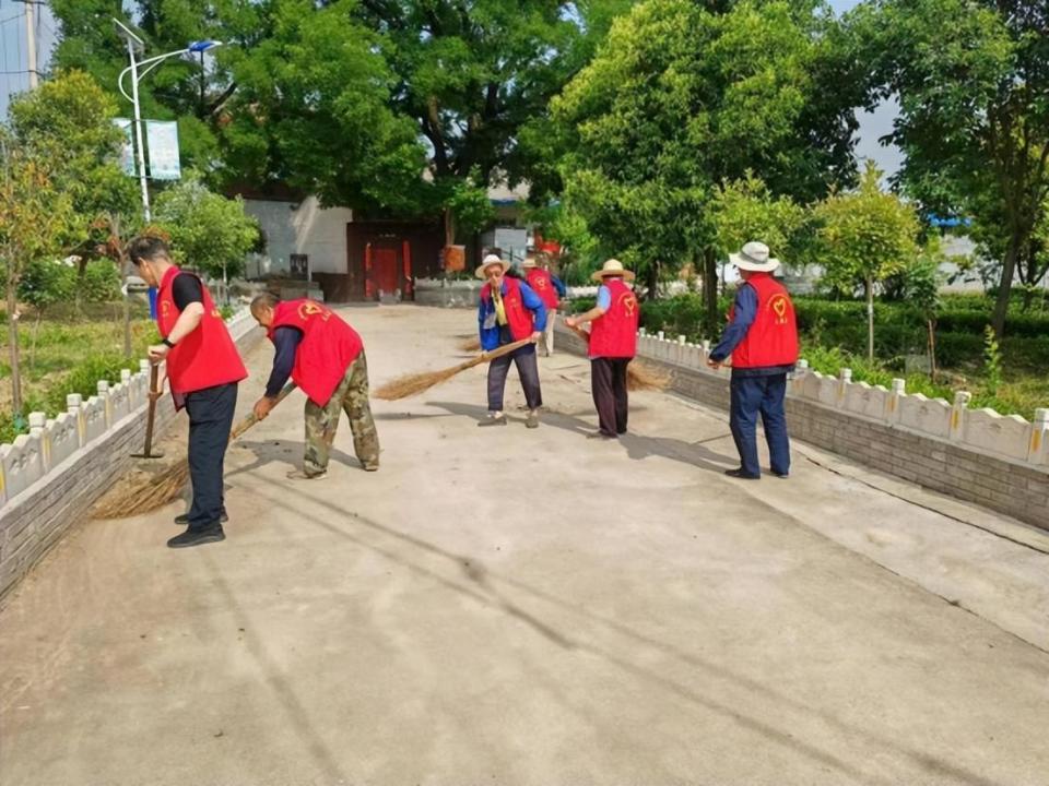 扶风县天度镇南阳村:真抓实干促整治 美丽乡村展新颜