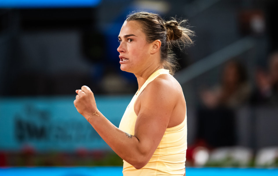 萨巴伦卡逆转险胜晋级,第7次跻身1000赛决赛