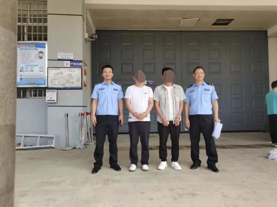 根据案情,广南县公安局相续在各地先后对朱某国,卢某贵,梁某基,段某光