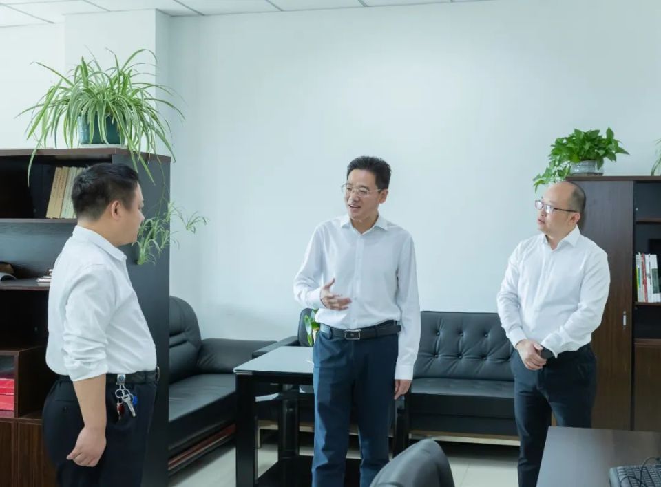 尹恒斌专题研究全市国土空间规划工作