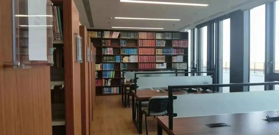 横扫清华图书馆攻略 | 你知道清华有多少个图书馆吗？_腾讯新闻
