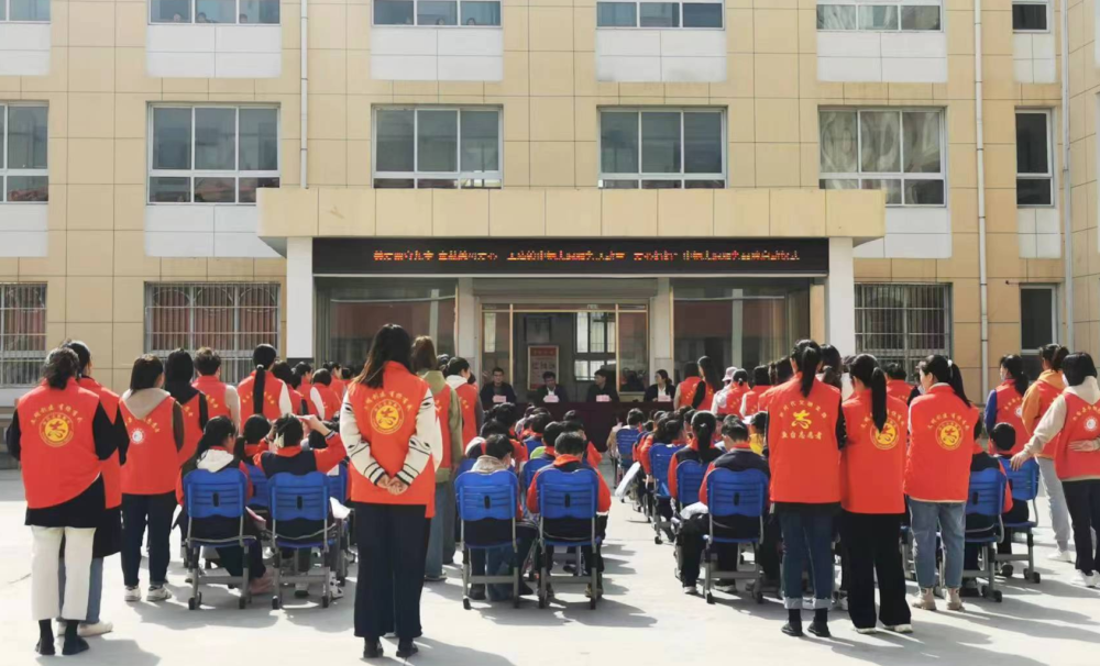 鱼台县王庙镇50名爱心妈妈结对帮扶留守儿童