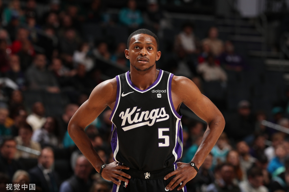 国王25分大胜双杀黄蜂逼近前四 福克斯差1分无缘连两场4人20