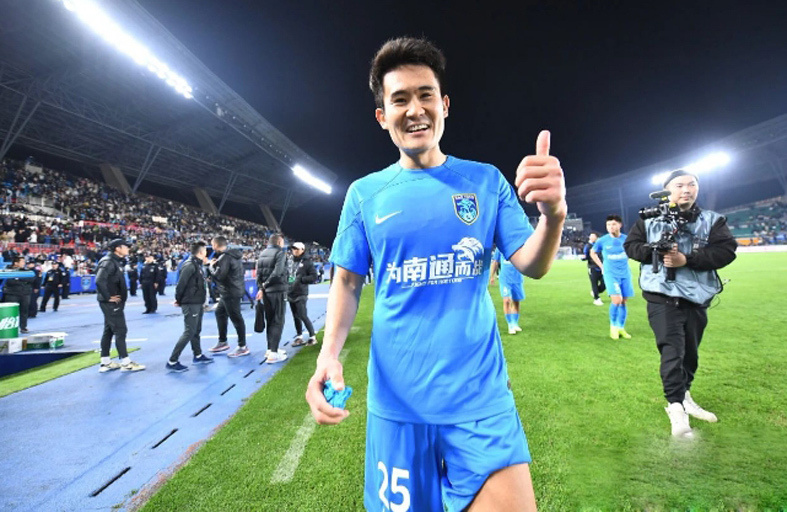 卡隆受伤了,南通无大将 马塔当先锋pk武球王!