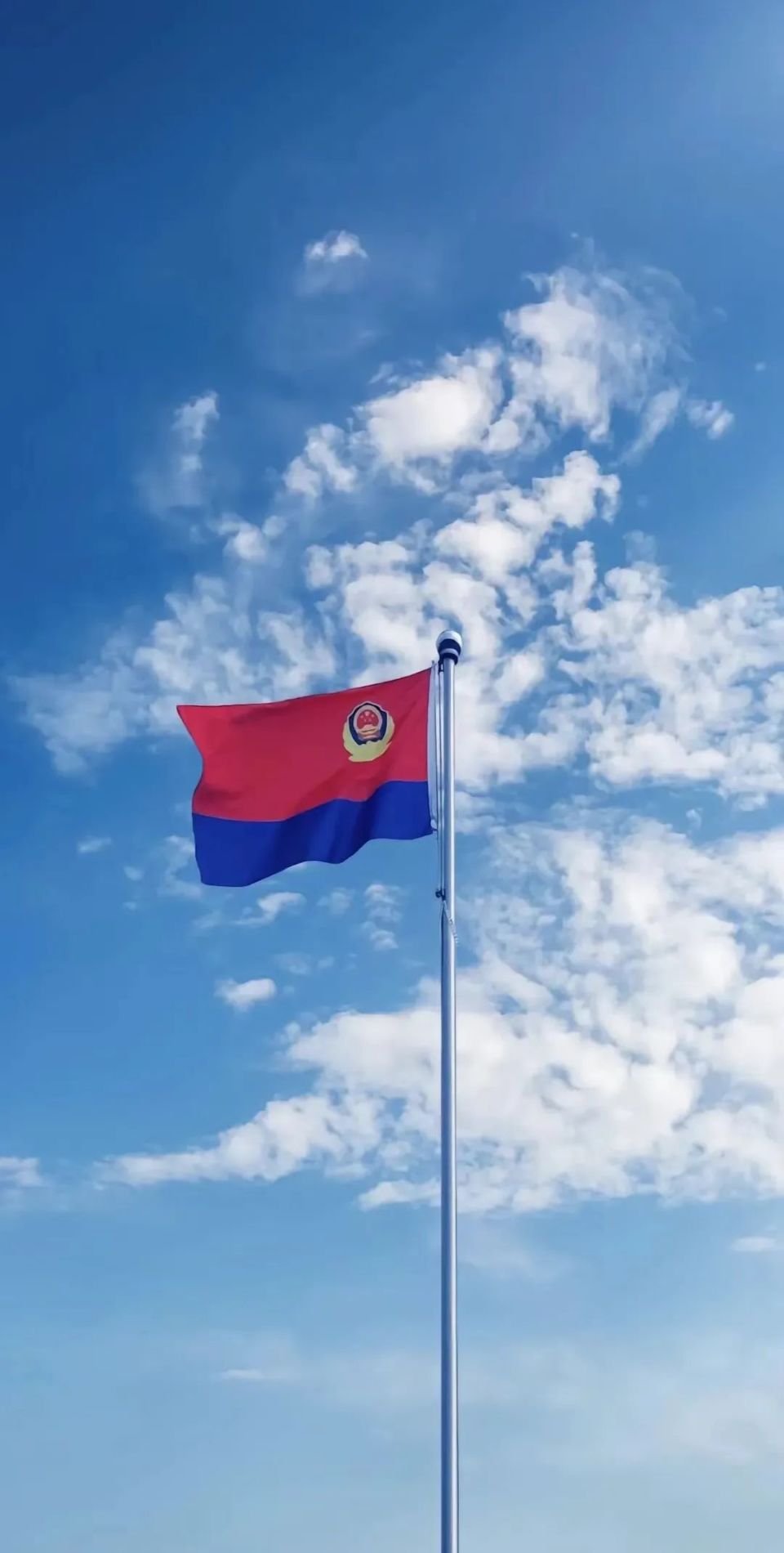 除了这次沉甸甸的"钻石"警旗与饱含深情的可爱信书