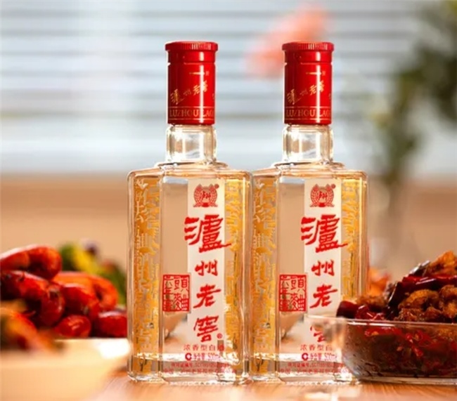 中年人想花小钱喝点好酒,试试这5款口感"超棒"的平价粮食酒