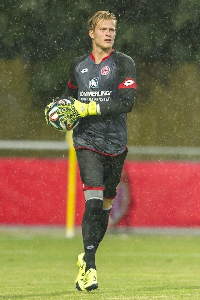 因一次失误便沉沦5年的门将卡里乌斯的翻身机会摆在眼前