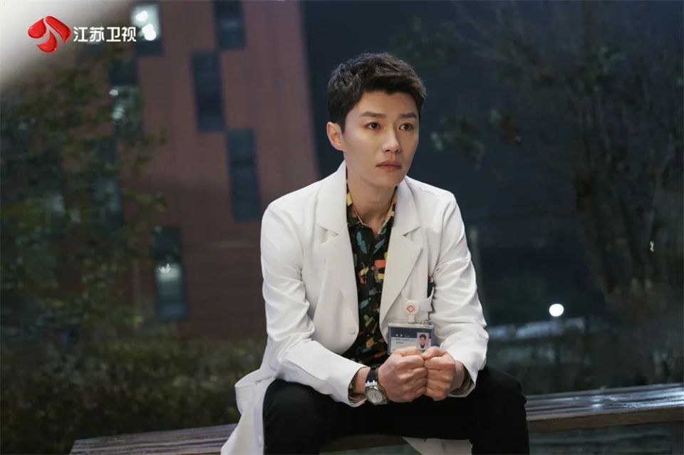 独家对话| 代旭:《手术直播间》圆了自己的"医生梦"_腾讯新闻