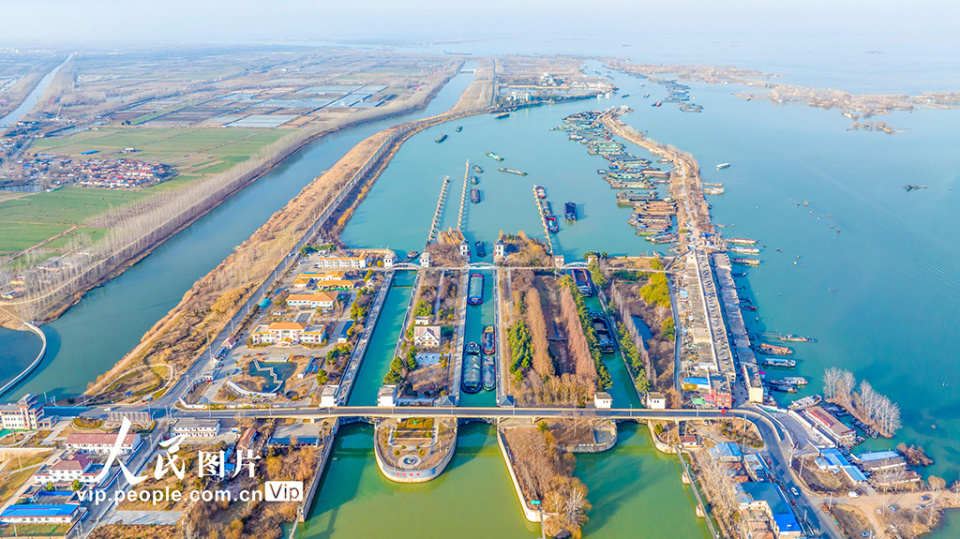 江苏宿迁:京杭大运河货运忙