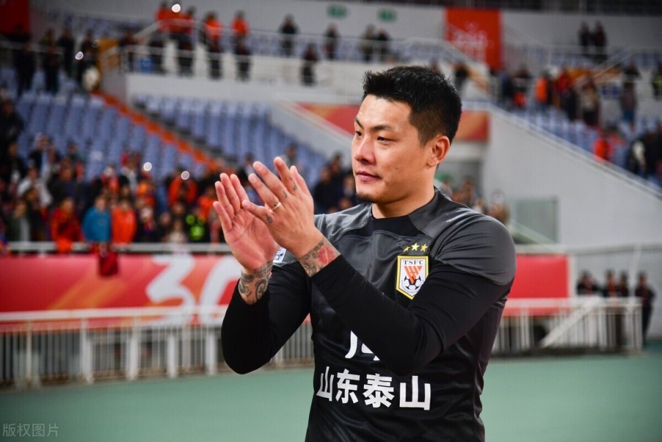 人狂有祸王大雷扔奖牌惨遭痛批输不起就去留洋都怪海港