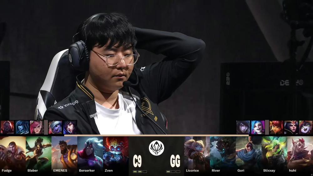 gori亚索大招送头图火了教练组忍不住笑了难怪会被lck踢