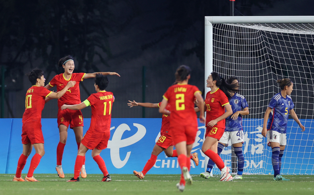 足球——女子组半决赛赛况:中国队对阵日本队(2)-腾讯新闻