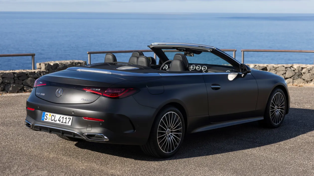更具浪漫风情,全新奔驰cle敞篷版实车图发布