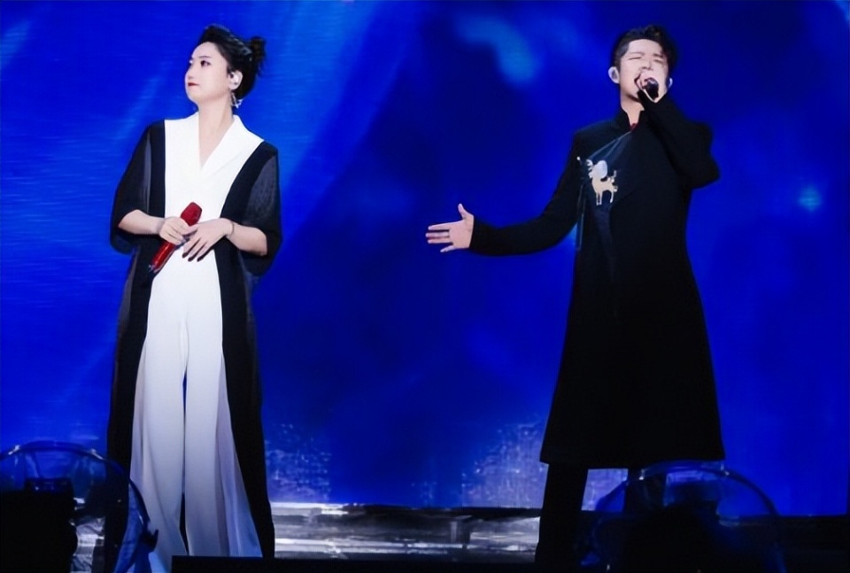 这一次,凤凰传奇组合真正做回了他自己!