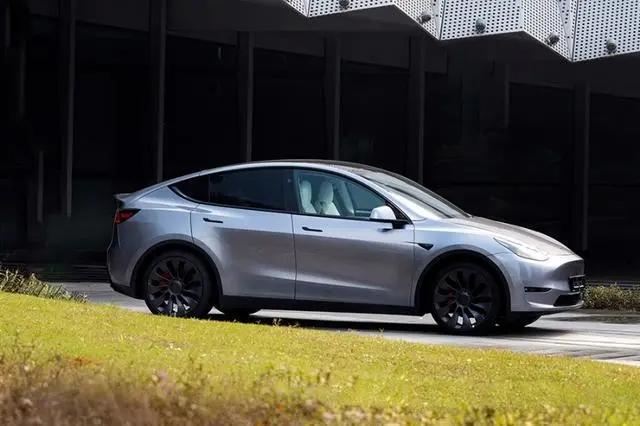 特斯拉宣布!model y涨价5000元_腾讯新闻