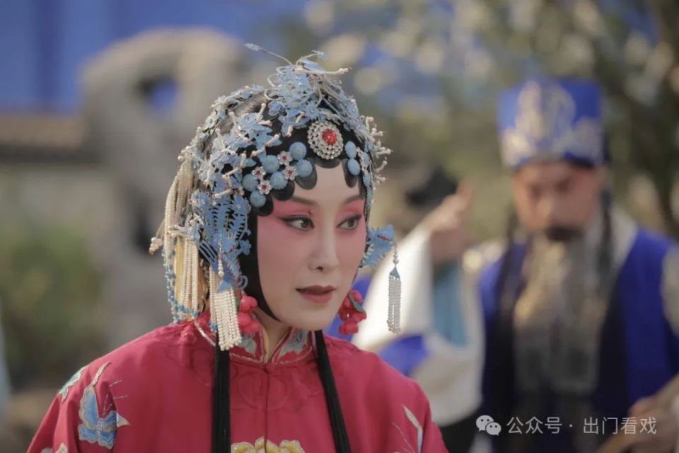 张火丁主演电影《锁麟囊》即将首映